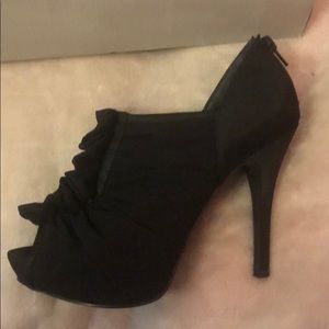 Jacqueline Ferrar Heels